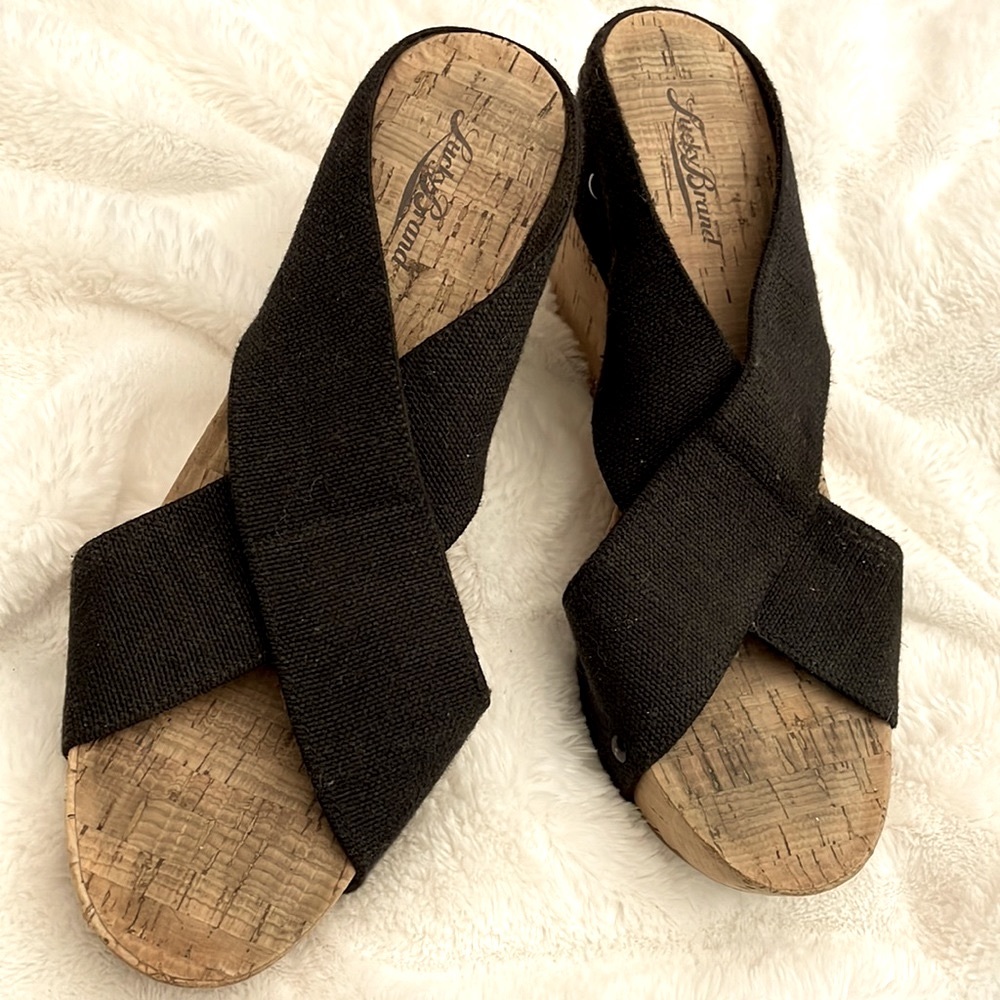 LUCKY BRAND Black strap Cork wedge sandal